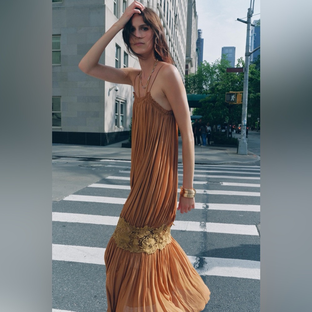 Zara NWT Tan Brown Wrinkled Embroidered Contrast Crochet Midi Maxi Dress (Small) - Picture 2 of 10